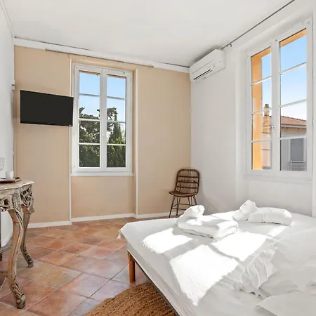 L'escale Au Soleil Сен-Глф